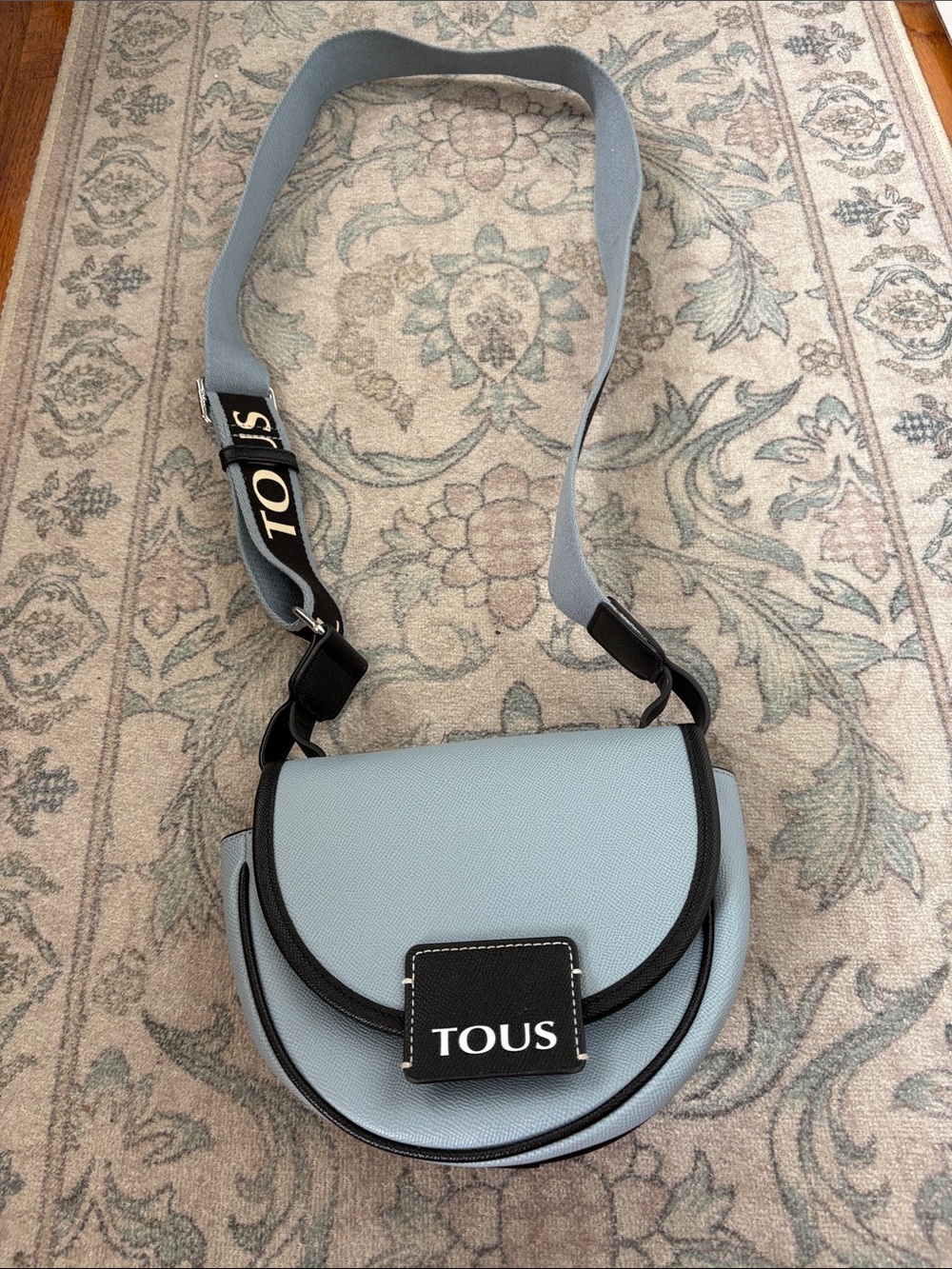 Crossbody purse